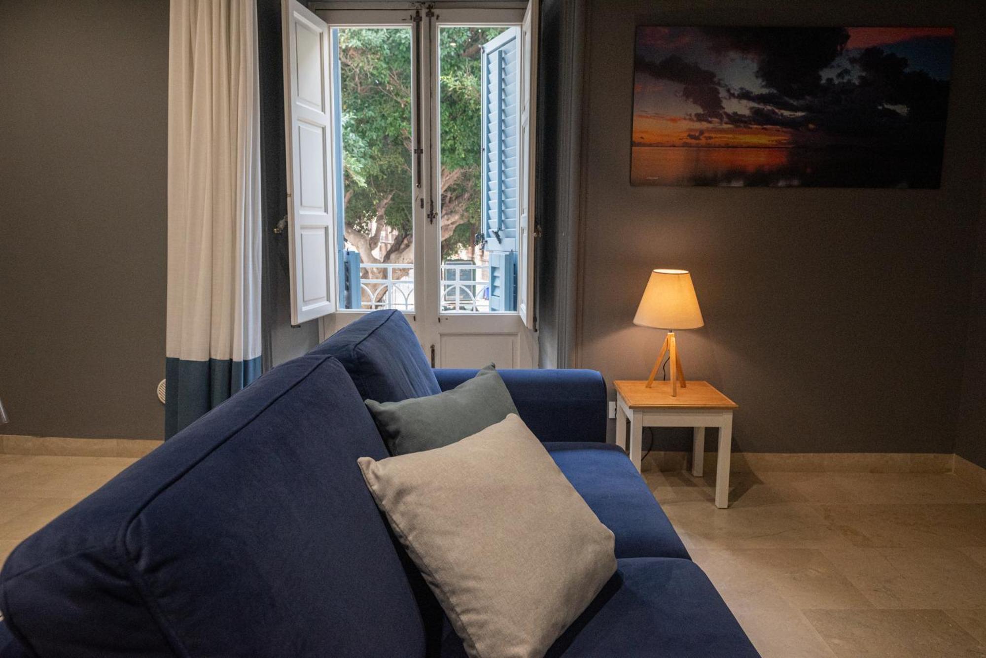 Zibibbo Suites & Rooms - Aparthotel In Centro Storico A Trapani Exterior photo