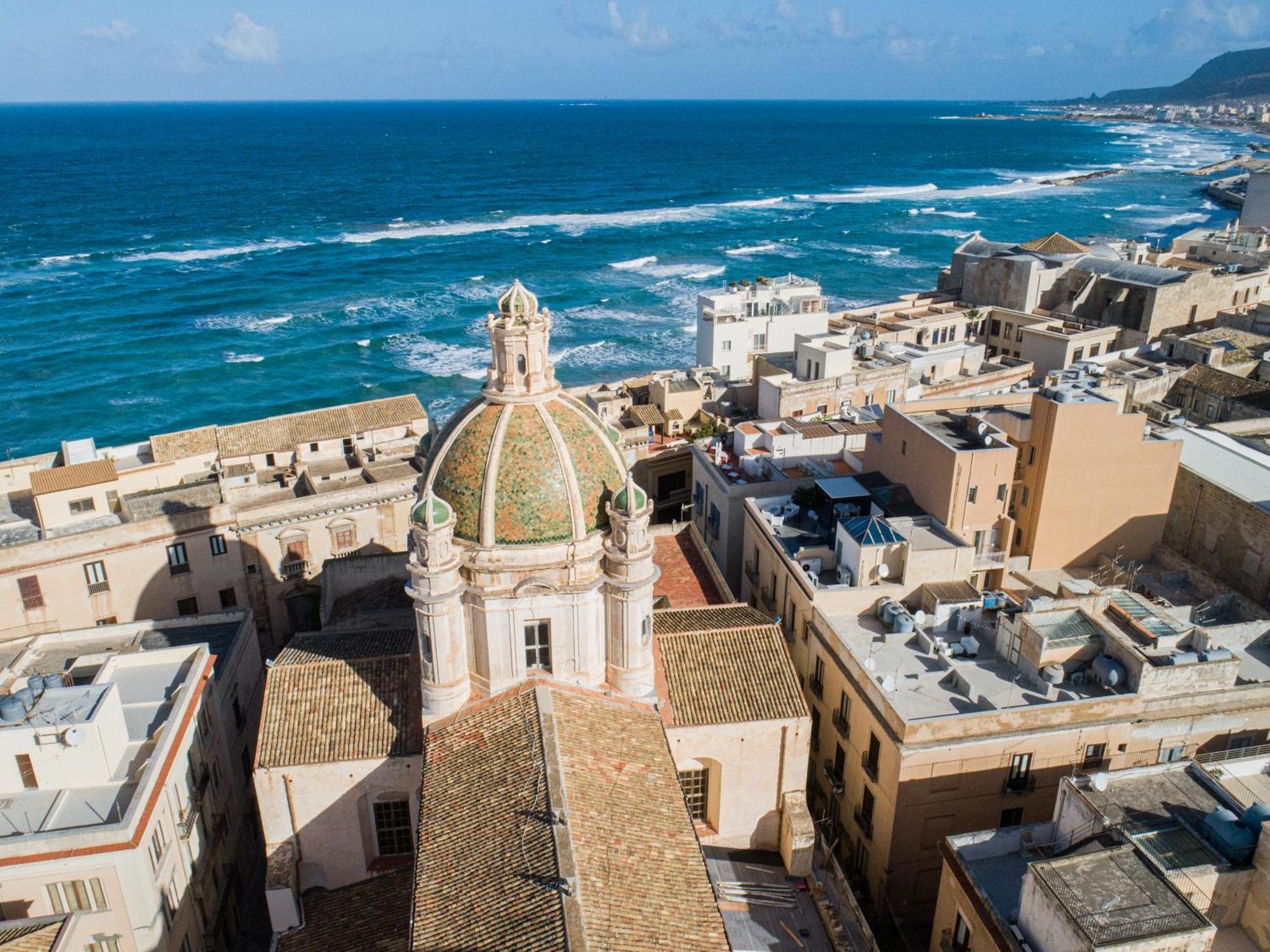 Zibibbo Suites & Rooms - Aparthotel In Centro Storico A Trapani Exterior photo